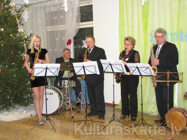  Dekšāres saksafona kvartets 